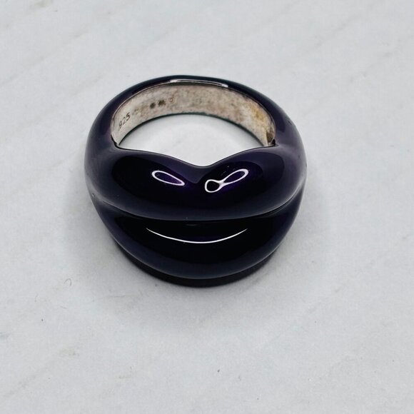 HOT LIPS By Solange Azagury-Patridge Purple Lacquer Lip Ring Size 8 - Picture 4 of 9